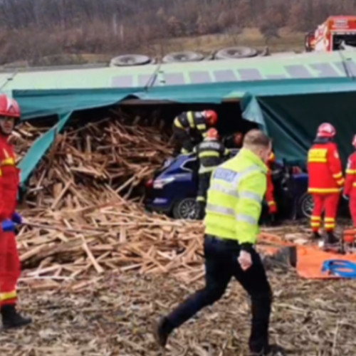 Accident mortal pe DN 17C: Un șofer din Cluj-Napoca a decedat după coliziunea cu un TIR