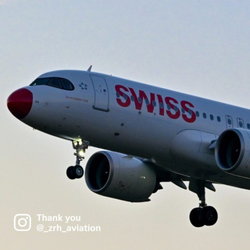 Aterizare de urgență a unui avion Swiss la Graz din cauza fumului