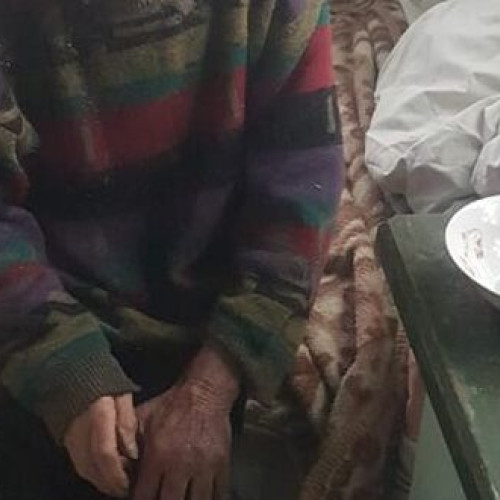 Un bărbat din Botoșani trăiește în condiții inumane