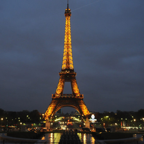 Turnul Eiffel, evacuat temporar din cauza unui scurtcircuit