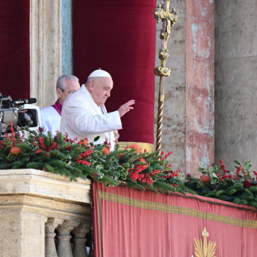 Papa Francisc face apel la pace în mesajul său de Crăciun