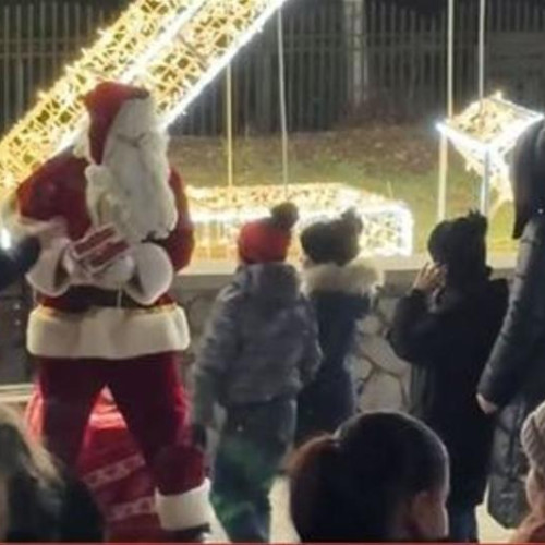 Moș Crăciun, întâmpinat cu bucurie în comuna Apahida