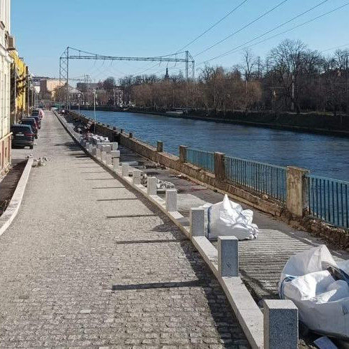 Probleme pe strada Mamaia din Cluj-Napoca afectează conducătorii auto