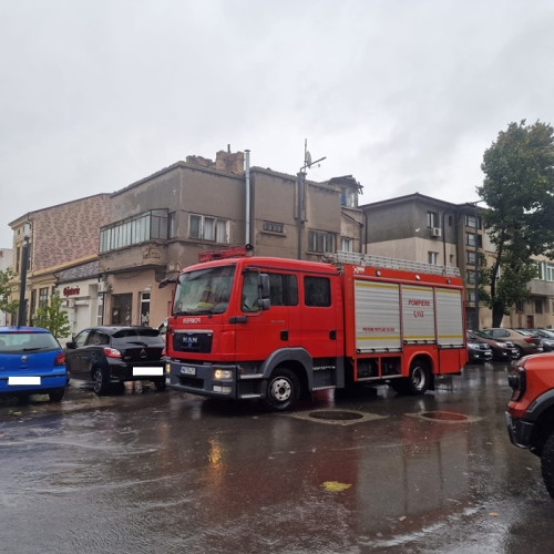 Explozie și incendiu în Constanța: două persoane rănite