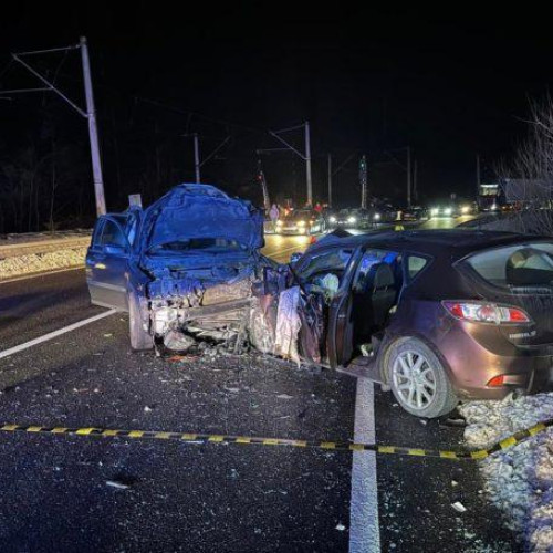 Accident rutier în Suceava: Trei persoane rănite