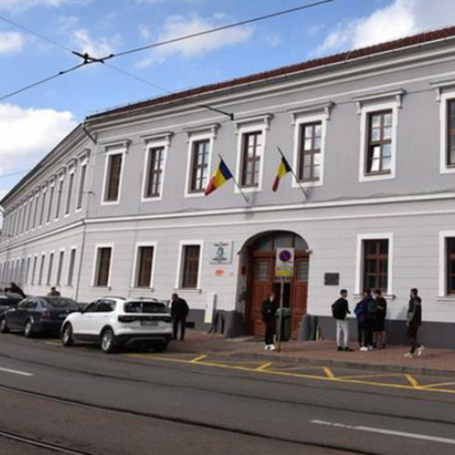 Termenul de depunere a ofertelor pentru reabilitarea energetică a unităților de învățământ din Oradea s-a încheiat