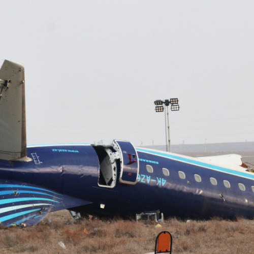 Azerbaijan Airlines suspendează zborurile către șapte orașe din Rusia după prăbușirea unui avion în Kazahstan