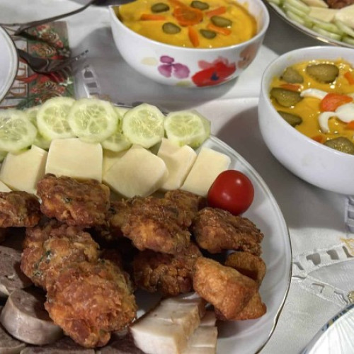 Ce poți face cu mâncarea rămasă după masa de Crăciun