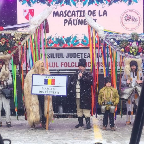 Colindătorii din Paunești, vedetele "Alaiului datinilor și obiceiurilor de iarnă" din Bacău