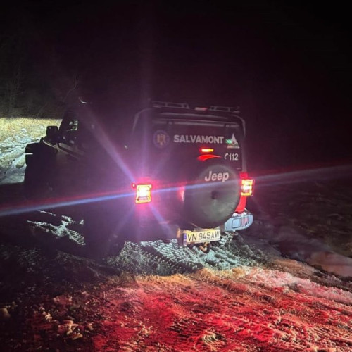 Ninsoarea și vântul puternic afectează zonele montane din județul Vrancea