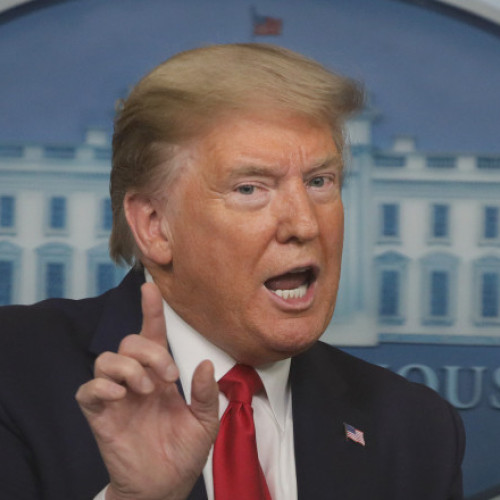 Plângere împotriva ziarului Des Moines Register de către Donald Trump