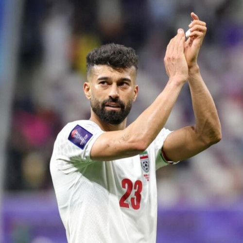 Jucător de fotbal iranian, convocat de Comisia de etică pentru o îmbrățișare cu o fană