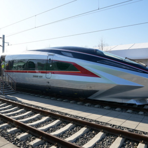 Un nou tren de mare viteza a fost prezentat la Beijing
