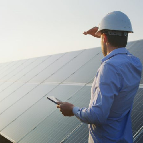 Primarii din județul Gorj semnează contracte pentru parcuri fotovoltaice