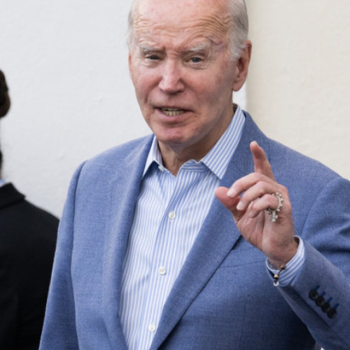Biden îl laudă pe Carter, subliniind contrastul cu Trump