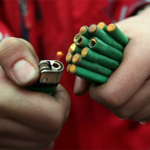 Copii mutilați și animale terorizate de petarde în perioada sărbătorilor