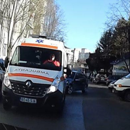 Fost director al AJOFM, transportat de urgență la spital