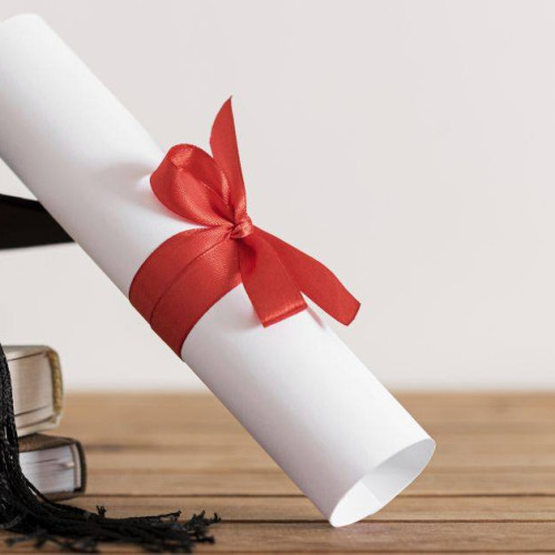 Modificări importante pentru examenul de licență începând cu anul universitar 2025-2026