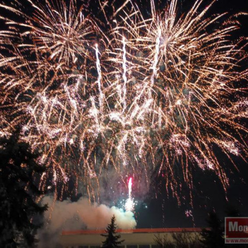 Botoșănenii sărbătoresc Revelionul 2025 cu focuri de artificii