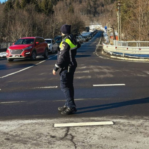 Polițiștii din Brașov acționează pentru fluidizarea traficului pe DN1