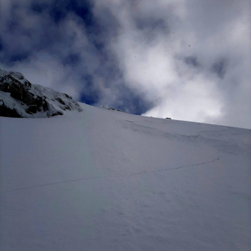 Atenție, turiști: risc moderat de avalanșe în munții Bucegi