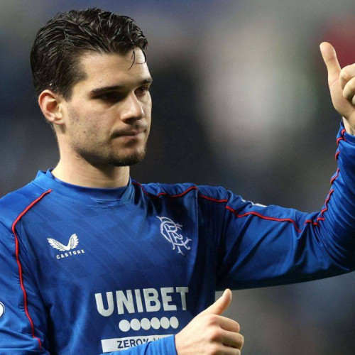 Ianis Hagi marchează pentru Rangers în derby-ul cu Celtic