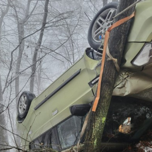 Accident rutier în Firiza: intervenția pompierilor militari și a poliției