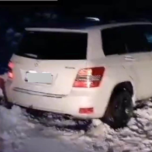 Intervenție a jandarmilor montani pentru turiști blocați în zăpadă