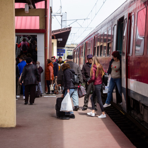 Studenții din România beneficiază de reduceri la transportul feroviar începând cu 1 ianuarie 2025