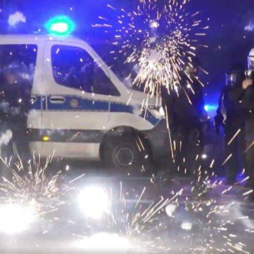 Peste 200 de polițiști din Dâmbovița au asigurat ordinea publică de Anul Nou