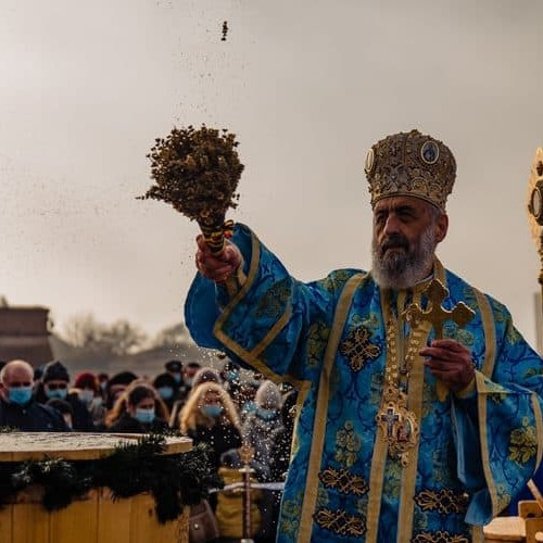 Boboteaza: Tradiții și credințe de sărbătoare