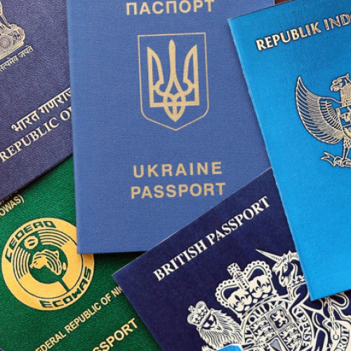 Povestea pasaportului: De la libertate de mișcare la controale stricte