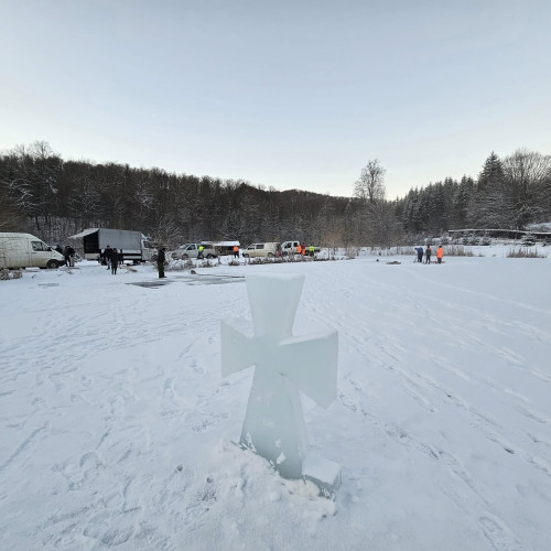 Pregătiri pentru Bobotează la Schitul Icoana Noua