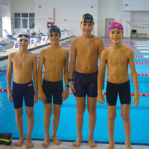 Bazinul olimpic de înot din Târgoviște atrage tot mai mulți înotători din alte județe