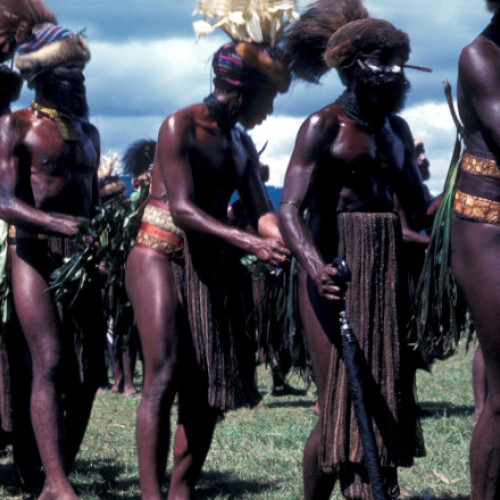 Ministrul poliției din Papua Noua Guinee condamnă acte de canibalism