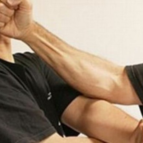 Incident violent la Vicovu de Sus: un bărbat și-a lovit vecinul