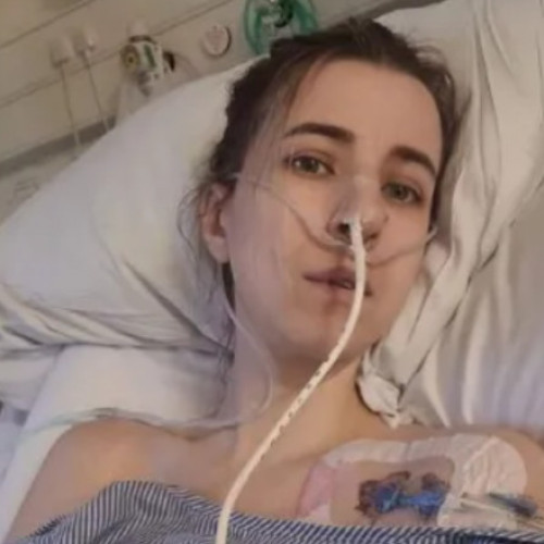 Femeie din Marea Britanie revine la muncă după ce a înfruntat un cancer rar