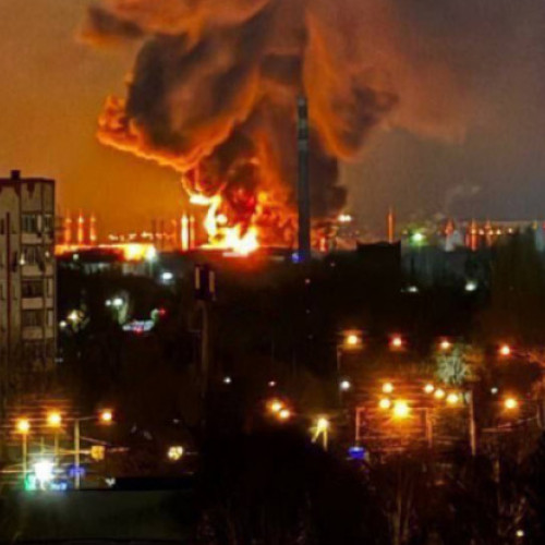 Incendiu la baza aeriană din Engels, provocat de un atac cu dronă