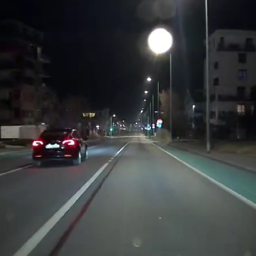 Neatenția la volan poate duce la tragedii: incident pe o stradă din oraș