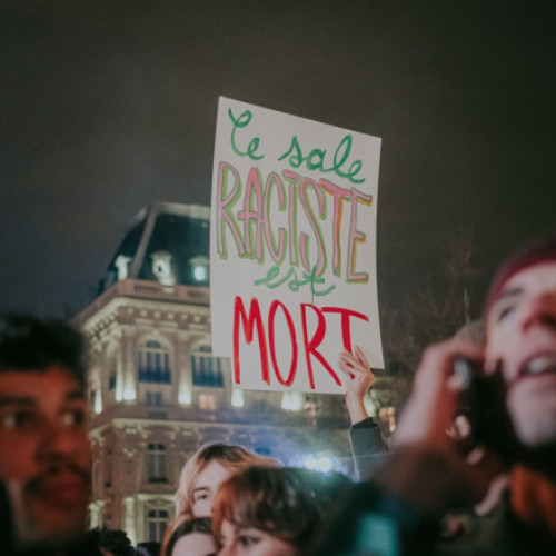 Sapte persoane arestate in Lyon dupa o adunare violenta