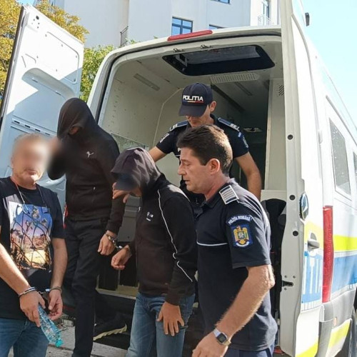 Tribunalul Constanța menține arestul la domiciliu pentru trei inculpați în dosarul de corupție