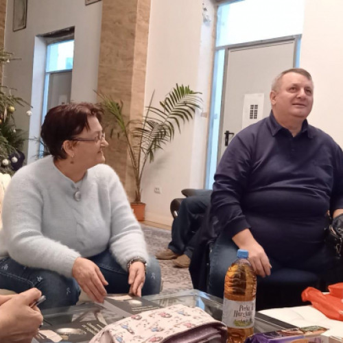 Vizita scriitorului Viorel Ilisoi la Cenaclul "Noduri și Semne"