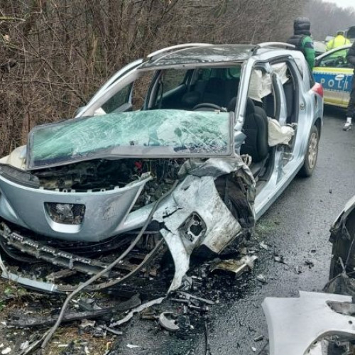 Accident rutier în Argeș provocat de un bărbat cu permisul anulat