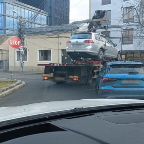 Activitatea serviciului de ridicări auto continuă în Cluj