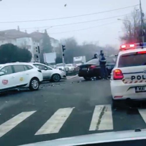Accident rutier în Focșani: Pagube materiale fără victime