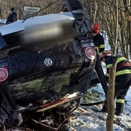 Accident rutier pe DN 29 A, în localitatea Vârful Câmpului