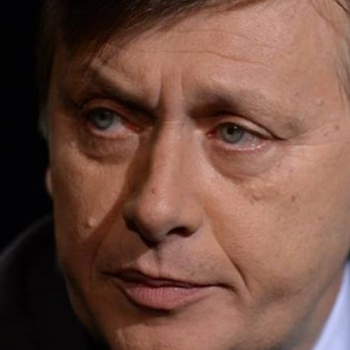 Crin Antonescu participă la ședința coaliției pentru candidatură la prezidențiale