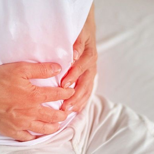 Cum să ameliorăm rapid crampele și durerile abdominale