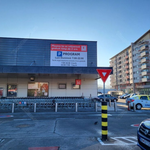 Doi tineri reținuți după o altercație în Bistrița