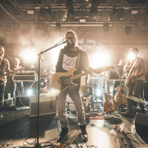 Robin and the Backstabbers deschide seria de concerte Unusual la MINA Museum